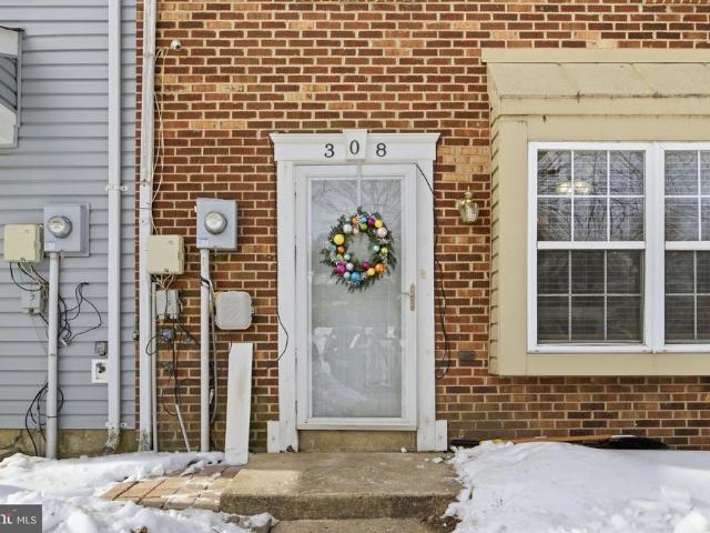 Townhouse for sale in Waldorf, Maryland