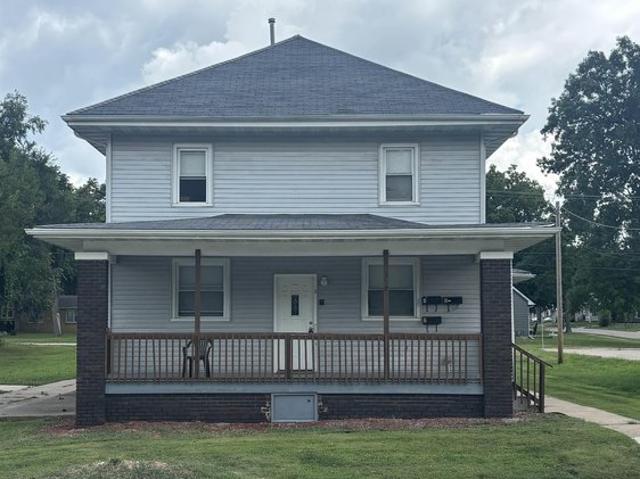 House for sale in Macomb, McDonough County