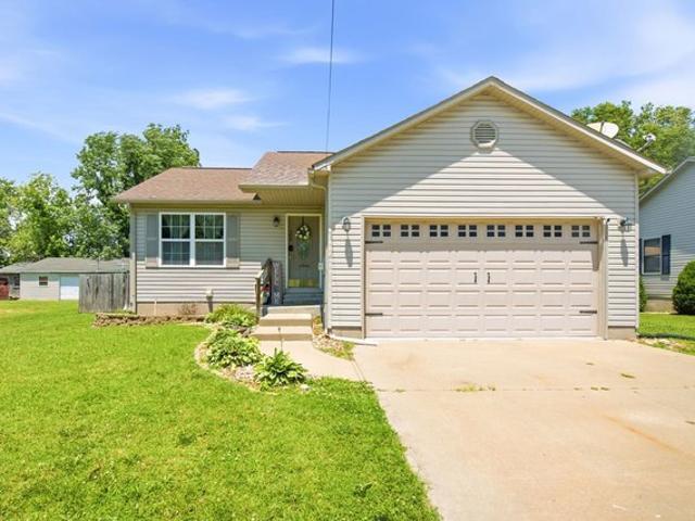 House for sale in Sesser, Illinois