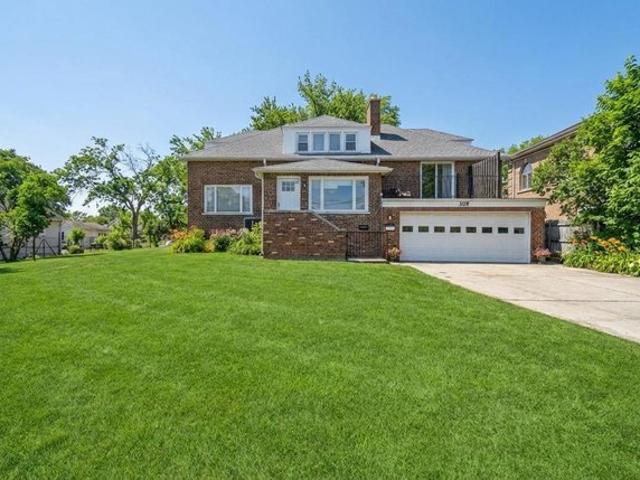 House for sale in Highwood, Illinois