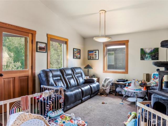 House for sale in Winthrop, Washington