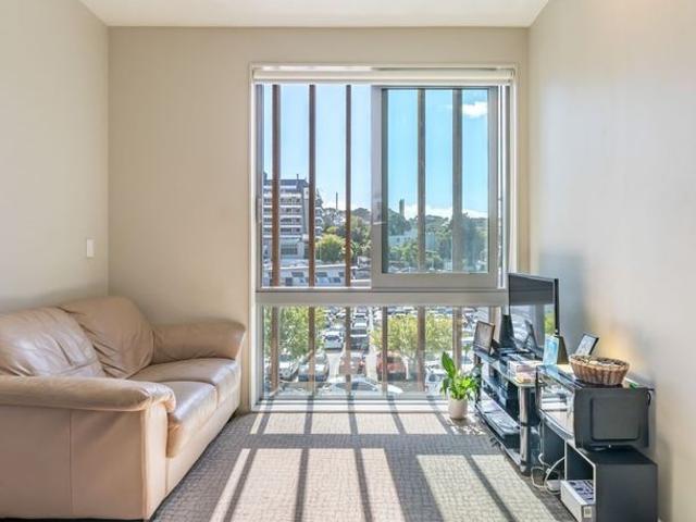 Apartment for rent in Newtown, Wellington