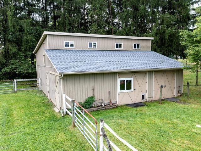 House for sale in Summit, Ohio