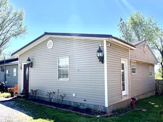 House for sale in Reeds, Missouri