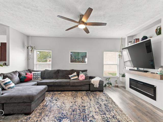 House for sale in Bargersville, Johnson County