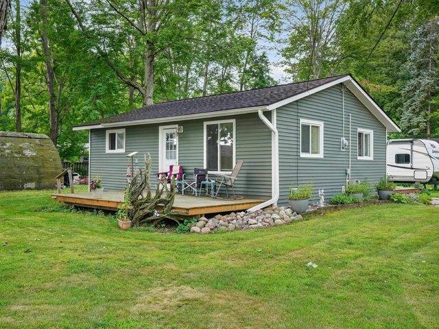 House for sale in Sanford, Michigan
