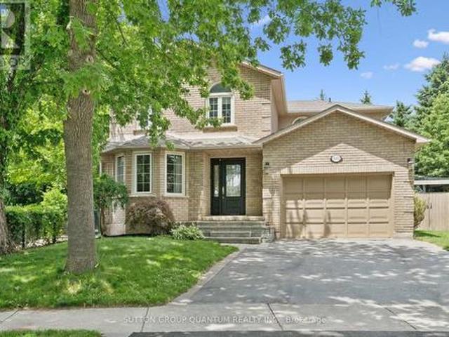 House for sale in Oakville, Ontario
