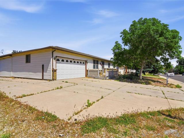 House for sale in Arapahoe, Colorado