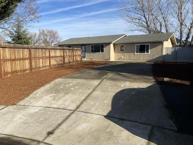 House for sale in Oregonia