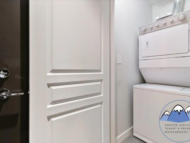 Apartment for rent in Windsor Gate, Coquitlam