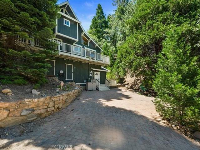 House for sale in Green Valley Lake, California