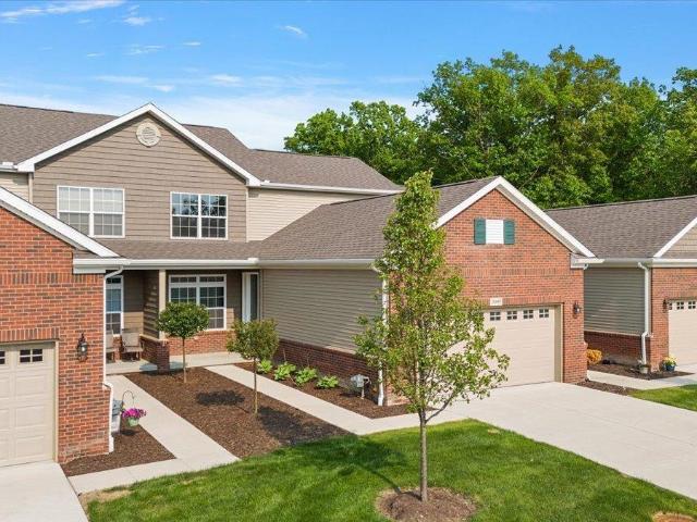 Condo for sale in Auburn Hills, Michigan