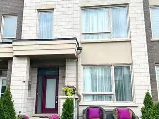 Condo for sale in Oakville, Ontario