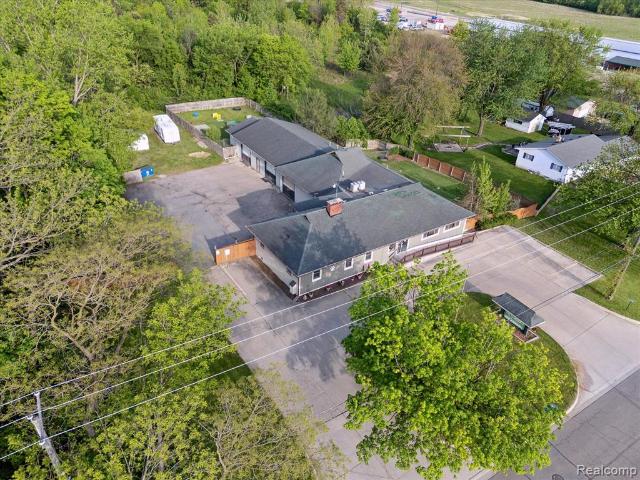 Commercial for sale in Flint