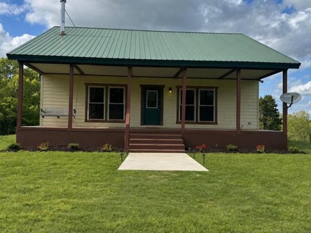House for sale in Highlandville, Missouri