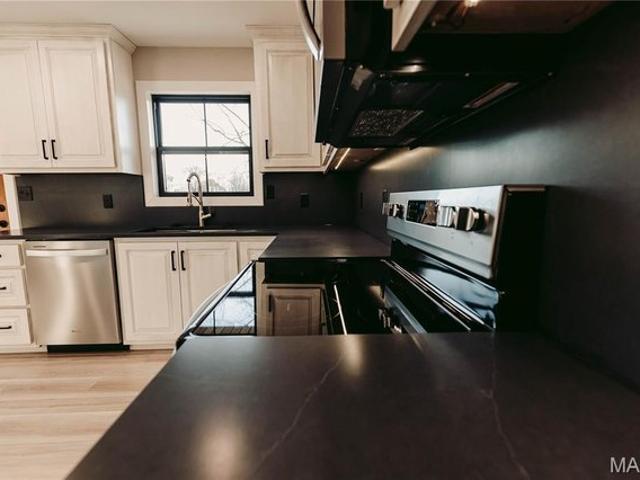House for sale in Vienna, Missouri