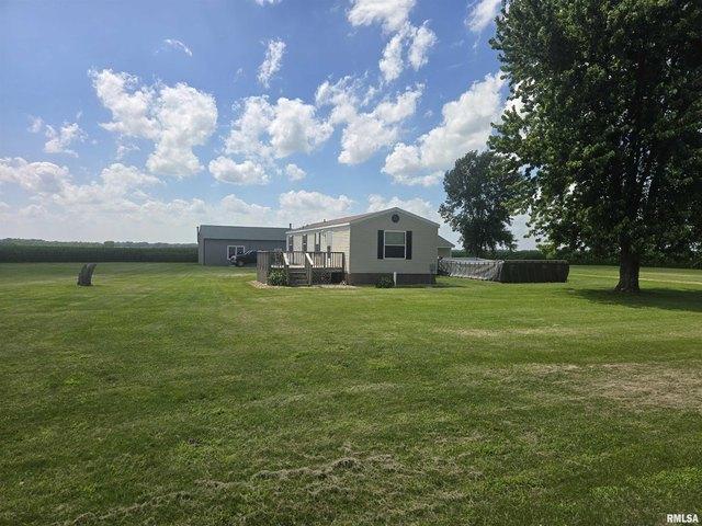 House for sale in Blandinsville, Illinois