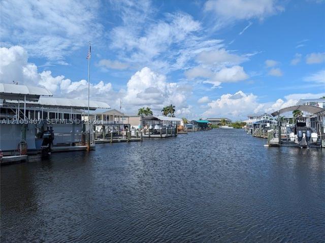 House for sale in Saint James Mobile Home Park, Saint James City