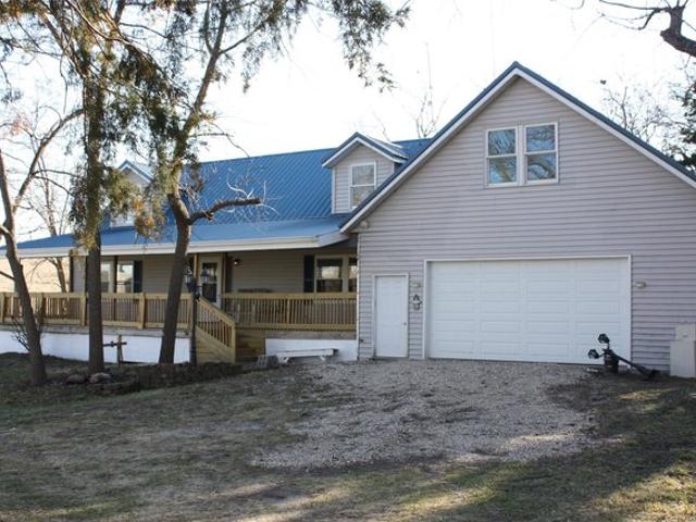 House for sale in Orient, Iowa