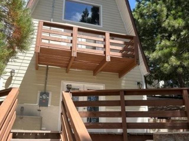 House for sale in Green Valley Lake, California