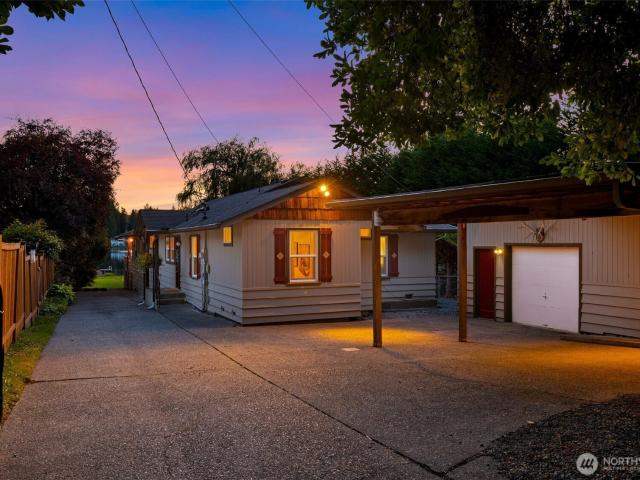 House for sale in Kent, King County