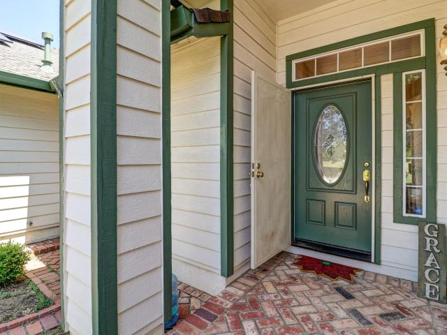 House for sale in Shasta, California