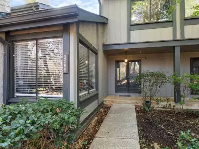 Condo for sale in Marietta