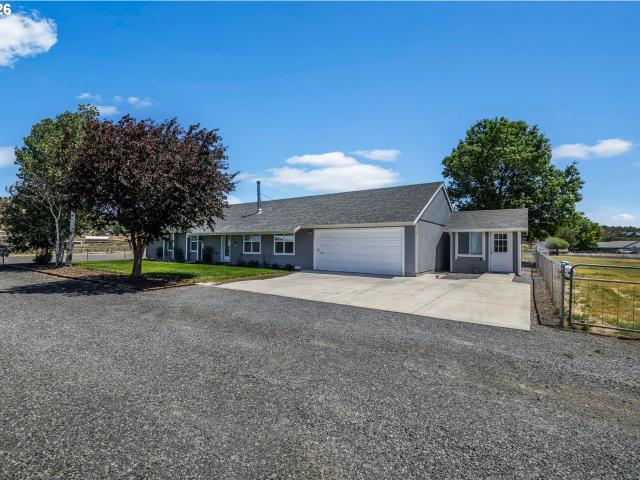 House for sale in Oregonia
