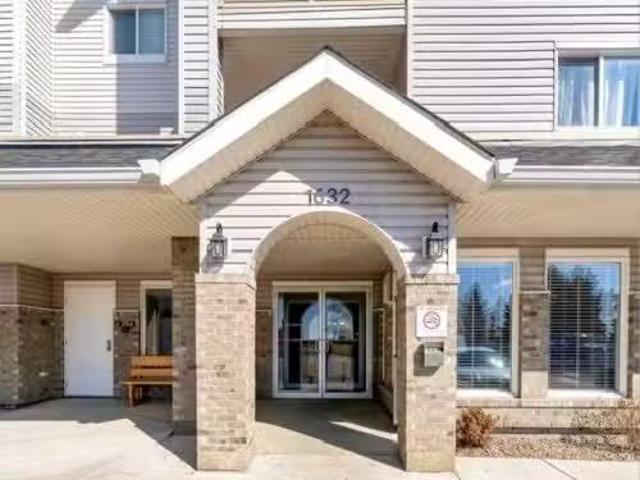 Condo for sale in Medicine Hat, Alberta