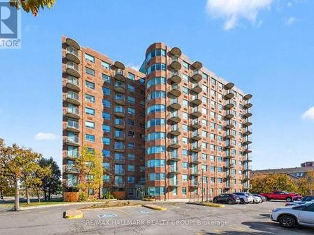 Condo for sale in Heron Gate, Ottawa