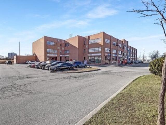 Office for sale in Mississauga, Ontario