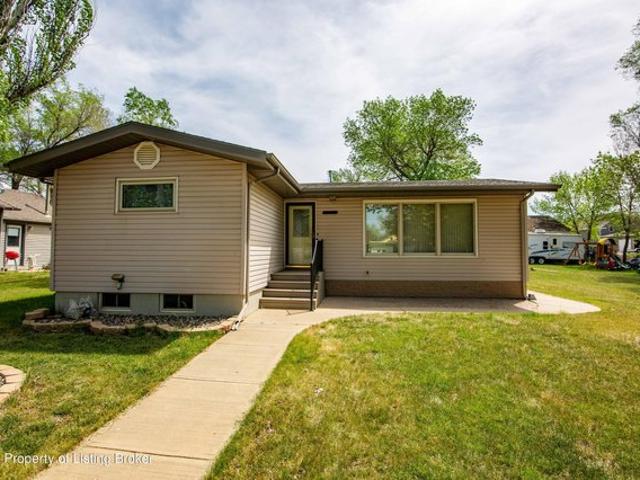 House for sale in Bowman, North Dakota