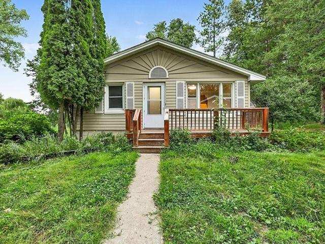 House for sale in New London, Minnesota