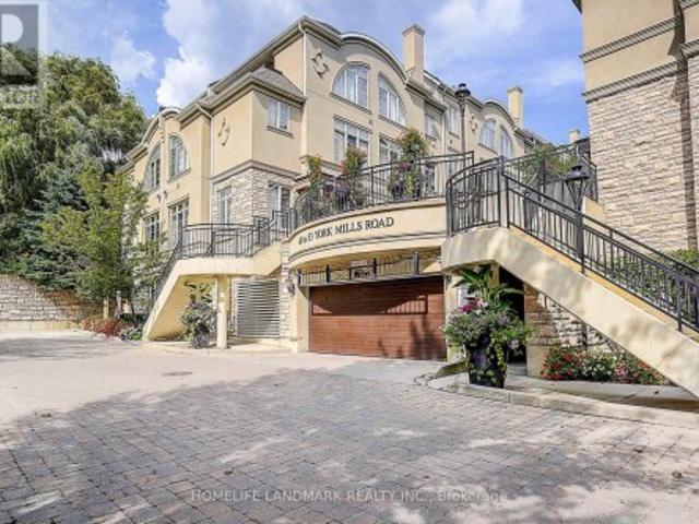 Townhouse for sale in Woburn, Ontario