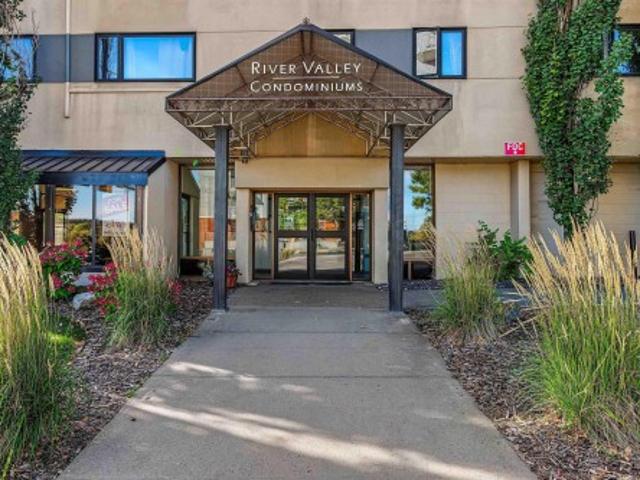 Condo for sale in Downtown, Edmonton