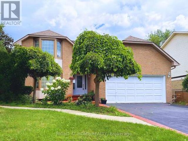 House for sale in Ancaster, Ontario