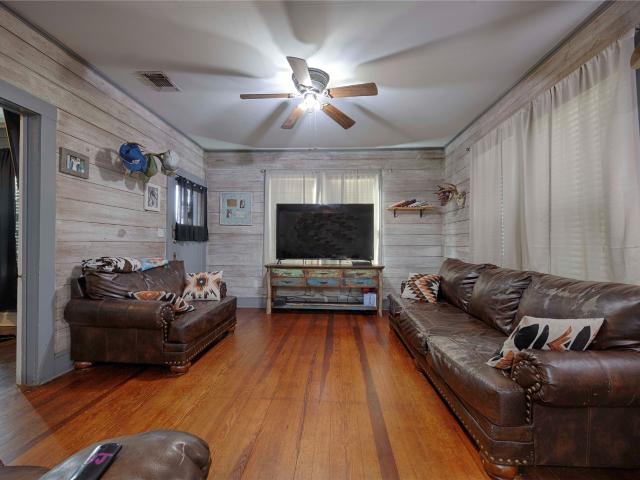 House for sale in Schulenburg, Texas