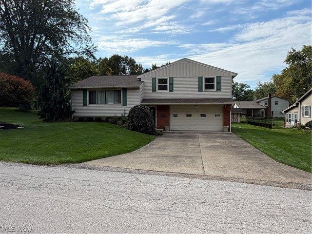 House for sale in Columbiana, Columbiana County