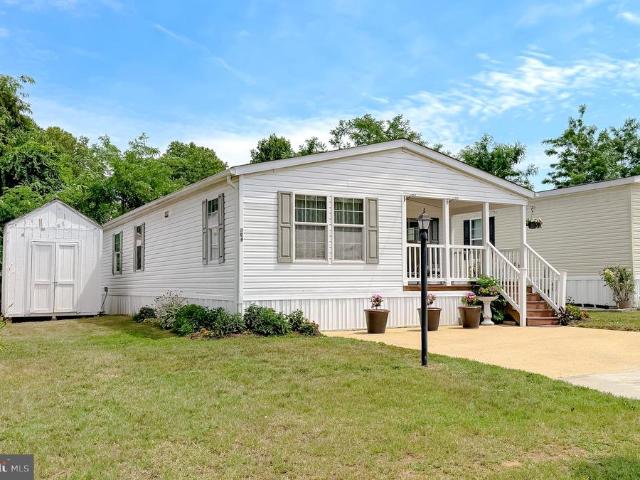 House for sale in Lothian, Maryland