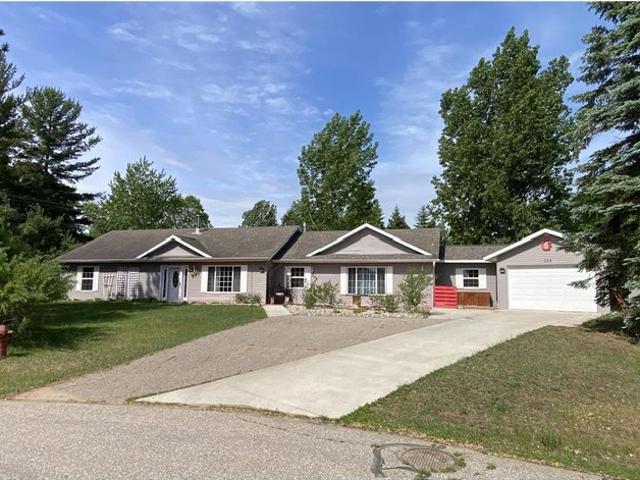 House for sale in Hubbard, Minnesota