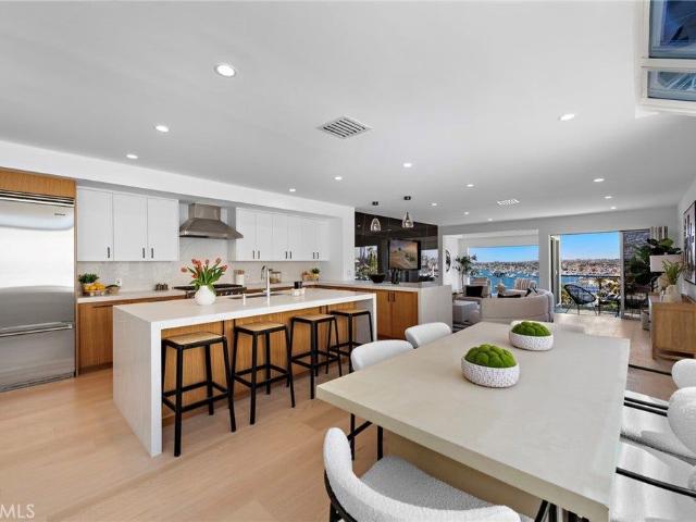Condo for sale in Corona Del Mar, Corona del Mar