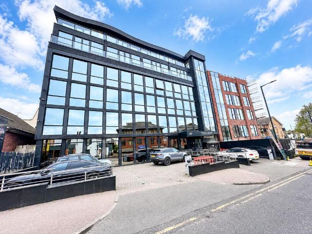 Apartment for rent in London Borough of Enfield, Greater London