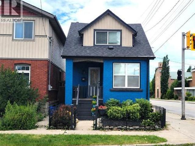House for rent in Ancaster, Ontario