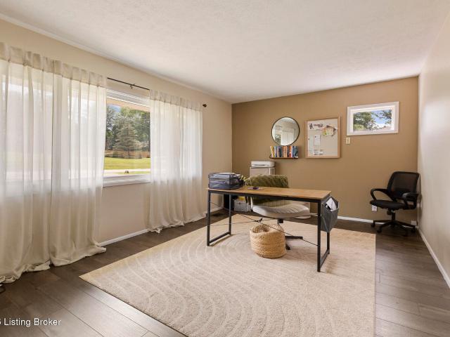 House for sale in La Grange, Kentucky