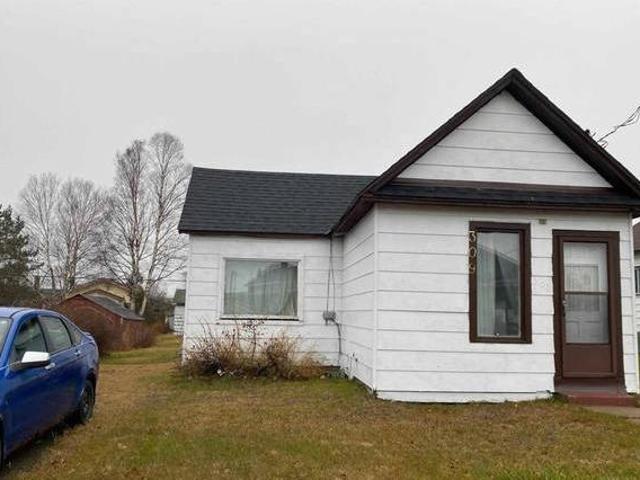 House for sale in Thunder Bay, Ontario