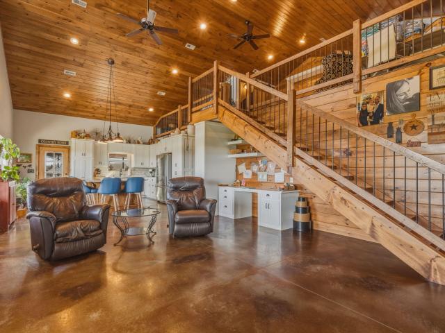 Farm for sale in Dunnegan, Missouri
