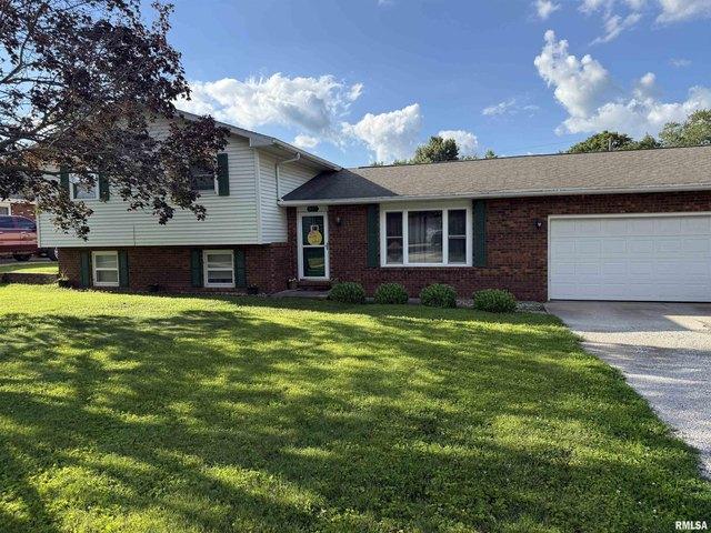 House for sale in Williamsville, Sangamon County