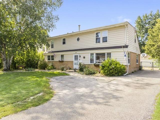 House for sale in Medinah, Illinois