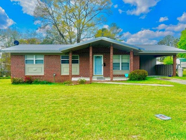 House for sale in Camden, Alabama