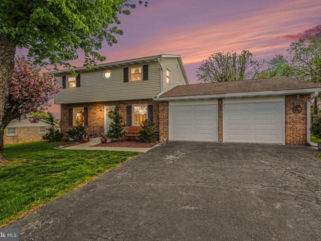 House for sale in Cumberland, Pennsylvania